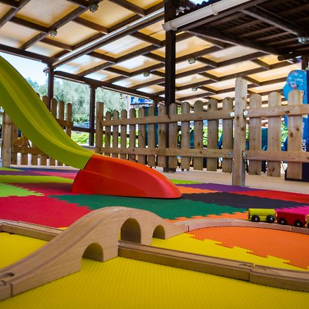 ארגוסטולי Metaxatos Apartments מראה חיצוני תמונה